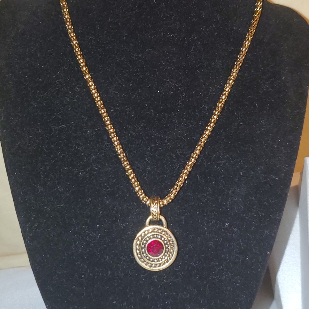 Cristal set earring and necklace 18" - Picture 7 of 8